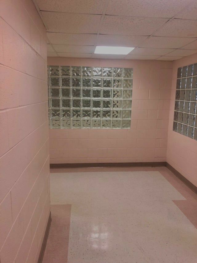 b424bcb5ac10e9520d2b9a6d0e8a7e2c163d6ba805711035de4de4817887fb59.image.jpeg