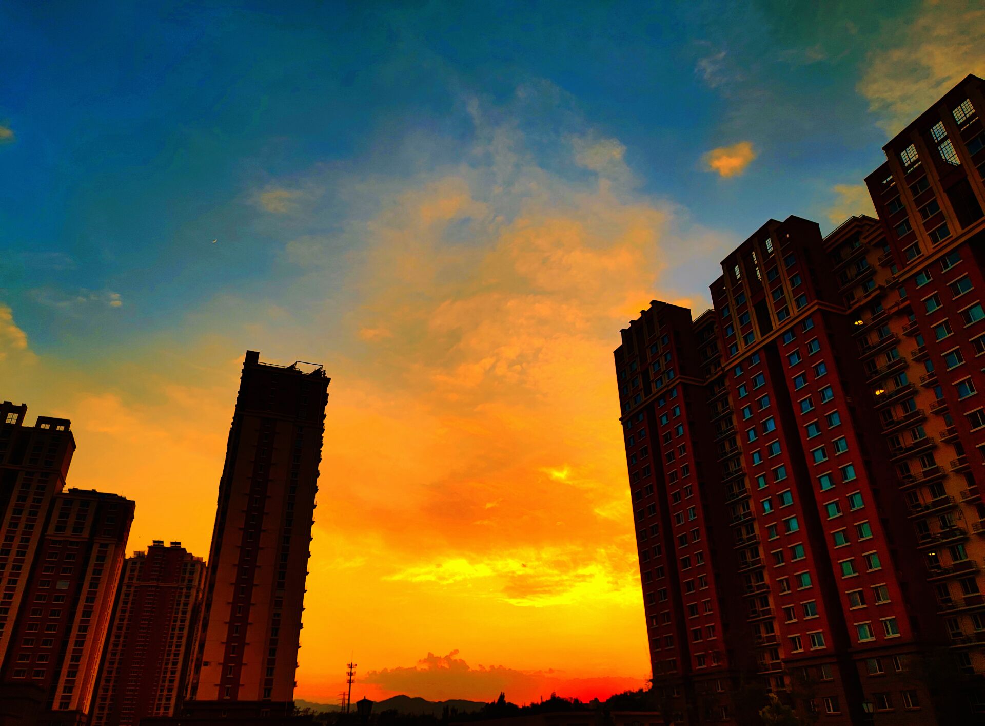 ecea0f7c2a5d098204e99258d45e06068339b120569772efac1a585de9728481.image.jpeg